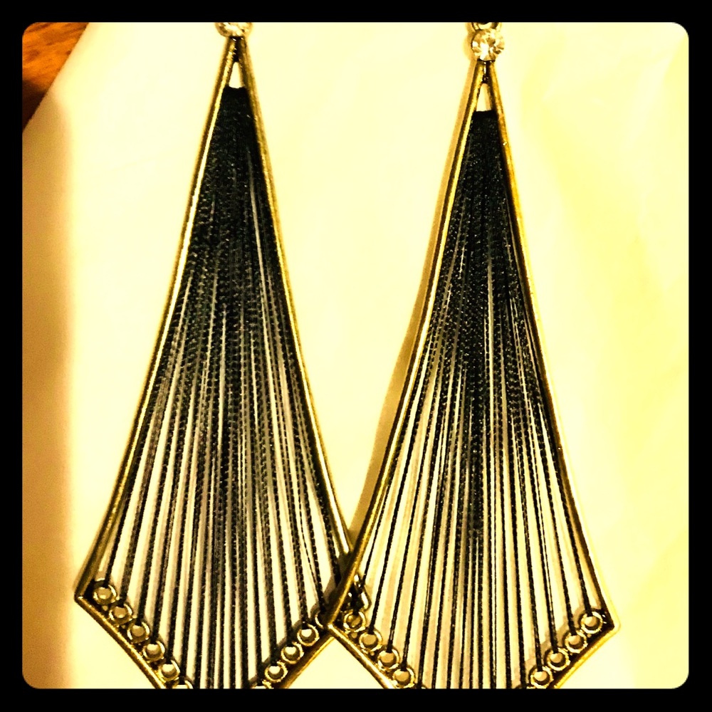 Black & gold geometric earrings